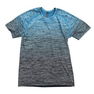 Lululemon Shirt Metal Vent Tech Short Sleeve Mens Large Blue Gray Stripes Active